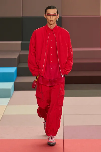 Look 29